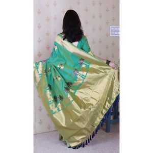<b>Green</b> Soft <b>Silk</b> Saree with Kamdhenu Weaves Zari Woven Club Dresses Elegant and Comfortable <b>Green</b> <b>Silk</b> Saree - Product Image 4