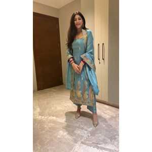 Ensemble haut-bas et dupatta bleu pour femme avec broderie lourde et travail de sequins, taille L, Shree Hari Fashion-SR - Product Image 1