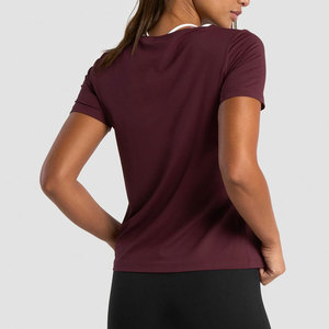 Camiseta holgada y transpirable de cuello alto con hombros caídos, personalizada para mujer, ropa deportiva cómoda para damas. - Product Image 2