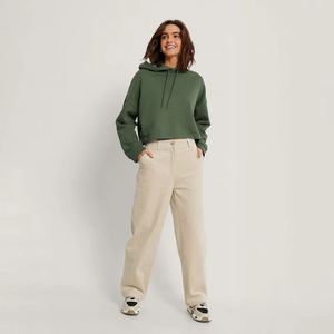 Haut court à capuche respirant et anti-rides pour femme, couleur personnalisée, grandes tailles, services OEM et ODM disponibles - Product Image 2