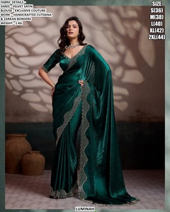 Vestido de Gala Sheeshmahal Moderno con Silueta de Sirena, Cintura Natural, Largo hasta el Suelo, Transpirable y Cómodo, en Terciopelo y Satén - Product Image 3