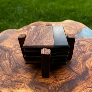 Sous-verres en bois d'olivier et résine époxy, carrés et ronds, personnalisables, de haute qualité, avec support, commande minimum 50 ensembles, en provenance d'Inde, en promotion. - Product Image 1