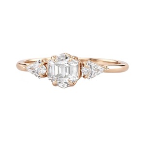 Wholesale DEF Color VS VVS Clarity 10K 14K 18K Solid Gold IGI Certified <b>Hexagon</b> Lab Grown Diamond Three Stone Ring Wedding Band - Product Image 5
