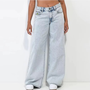 Jeans Totalmente Personalizados con Diseño de Cintura Empalmada, Diseño de Cintura Alta, Pantalones Micro Acampanados - Product Image 1