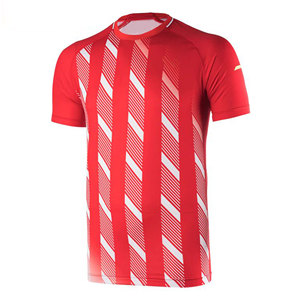 Maillot de football à manches courtes imprimé en polyester 100% de haute qualité, design personnalisé, tenue d'équipe pour l'hiver - Product Image 1