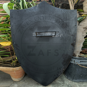 Escudo Templario Medieval con Diseño de Cruz, Hecho a Mano, para Reenactment, Ferias, Cosplay, Eventos Históricos, Decoración de Guerrero - Product Image 2