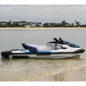 Jet ski avec une grande capacité de réservoir de carburant pour des voyages aquatiques prolongés et des activités d'aventure. - Product Image 2