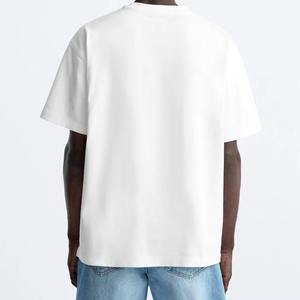 เสื้อยืดคอกลมทรงโอเวอร์ไซส์ ผ้าแคนวาสคอตตอน 100% หนัก 300 กรัม พิมพ์ลายซิลค์สกรีนโลโก้ตามสั่งด้านหน้า สำหรับผู้ชาย ขายส่งแบบ OEM - Product Image 2