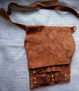 Étui de protection en cuir véritable fait main pour ciseaux de barbier de luxe, en cuir de vachette premium, support d'outils de salon durable - Product Image 1