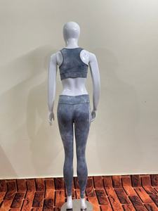 Soutien-gorge de sport et legging de conception d'impression personnalisée de haute qualité vêtements de yoga ensemble solide respirant du fabricant professionnel - Product Image 3