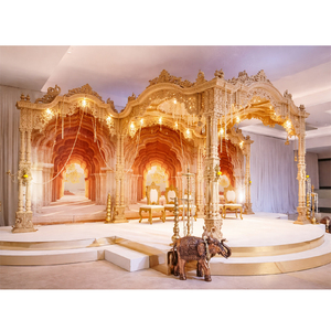 Decoración de Mandap Mayur con Temática Gujarati para Bodas Maharani, Mandap Mayur de Madera para Bodas en el Reino Unido, Hermoso Mandap para Bodas Indias en el Reino Unido - Product Image 1
