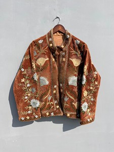 Chaqueta Bordada a Mano en Terciopelo con Diseño Étnico Indio, Abrigo de Invierno de Lujo con Forro de Seda, Blazer Cárdigan Bohemio para Mujer - Product Image 1