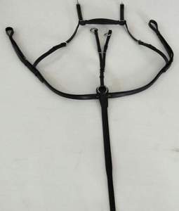 Pechera de cuero de última tendencia con martingala y herrajes de latón de canal vacío. Personaliza el ancho del canal vacío de la pechera. - Product Image 4