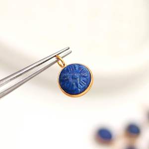 Colgante de piedra preciosa de lapislázuli natural tallado a mano con forma de flor, plata de ley 925, amuleto de piedra de lapislázuli para la fabricación de joyas, 11 mm - Product Image 5