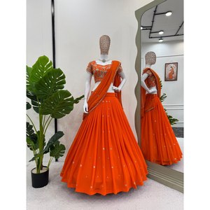 ชุดราตรีงานเลี้ยง ชุดเลเฮนกา ชุดส่าหรี ประดับด้วยงานปักด้ายและเลื่อม - Product Image 6