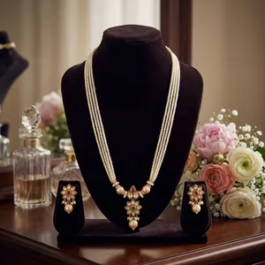 Ensemble de collier et boucles d'oreilles de qualité supérieure plaqué or, style Kundan Polki, pour collection de vêtements de mariage pour femmes - Product Image 1