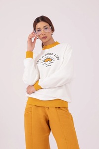 Sudadera Oversize de Mujer de Color Liso con Hombros Caídos, Cuello Redondo, Manga Larga, Tejida 100% Algodón, Cortavientos y Ecológica - Product Image 2