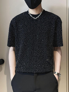 T-shirt décontracté à manches courtes pour homme, col rond texturé et scintillant, imprimé et délavé avec motifs, idéal pour les fêtes et le quotidien – Collection Été 2026 - Product Image 2