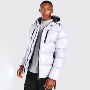 Chaquetas Acolchadas con Logotipo Personalizado de Fábrica, Diseño Acolchado y Cálido para Marcas de Ropa Urbana, Distribuidores y Compradores Mayoristas - Product Image 1
