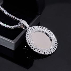 Colgante Redondo Personalizado con Foto, Plata, Moissanita, Diamante, Colgante con Imagen Personalizada, Recuerdo Familiar - Product Image 1