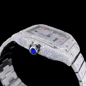 Montre personnalisée en moissanite ronde pour homme, cadran blanc, style arabe, idéale pour mariage et soirée. - Product Image 4