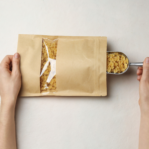 Sachets refermables en papier kraft recyclable avec poignées torsadées thermoscellables pour le stockage d'aliments bruns, épices, thé, collations et assaisonnements - Product Image 5