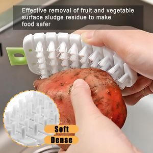 แปรงทำความสะอาดแบบโค้งงอสีส้มและสีขาว 2 ชิ้น หลายส่วน สำหรับผลไม้และผัก - Product Image 5