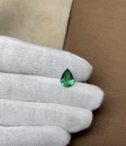 Émeraude naturelle de 2,59 carats, taille poire, vert vif, pierre précieuse zambienne certifiée pour joaillerie fine - Product Image 5