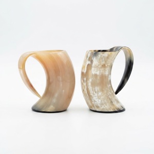 Chope à bière en corne de buffle véritable, artisanale, écologique, style médiéval, pour bar, cadeau - Product Image 1
