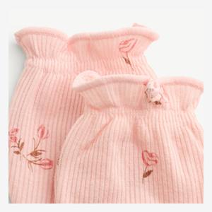 Conjunto de Manoplas y Botitas de Lyocell y Spandex para Bebé Recién Nacido, Antiarañazos, ODM Vietnam - Product Image 4