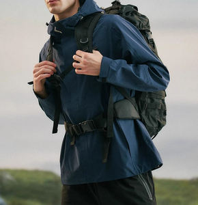 Veste de randonnée imperméable unisexe coupe-vent Softshell, veste de sport d'extérieur OEM - Product Image 2