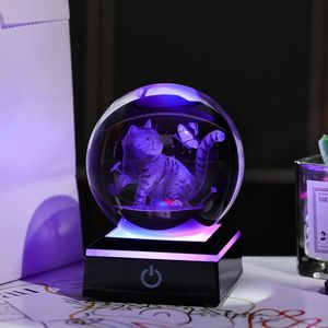 Decoración de Gato en 3D con Láser, Figuras de Animales de Cristal, Estatuilla de Pájaro Rojo, Lámpara Nocturna en un Solo Soporte, Elegante Bola de Cristal para Decoración del Hogar - Product Image 2