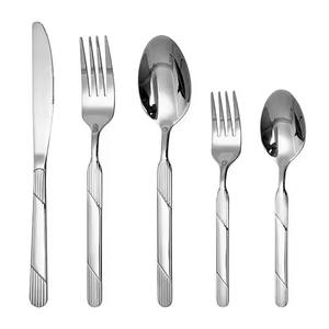 Ensemble de couverts en acier inoxydable de haute qualité, vaisselle durable pour restaurant - Product Image 3