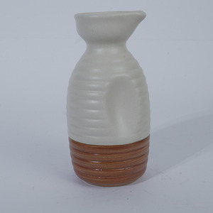 Carafe à saké en grès blanc de qualité supérieure, côtelée, anti-fuite, compatible lave-vaisselle, avec bec verseur, 11 oz, pour fêtes, restaurants japonais, hôtels - Product Image 2