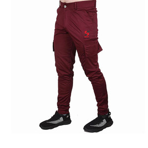 Solid Trader Rugged Workwear Solutions - Pantalon et pantalon cargo de style nouveau en tissu de coton respirant avec zones renforcées - Product Image 1