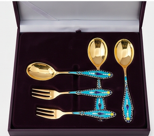 Service de couverts plaqué or glamour avec manches en émail bleu, compatible lave-vaisselle, idéal pour les mariages et l'usage domestique - Product Image 6