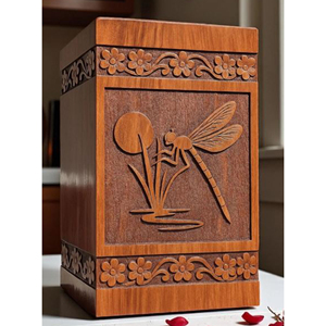 Urne en bois de designer avec détails raffinés, urne funéraire en bois de luxe avec intérieur en velours par AYAANS - Product Image 2