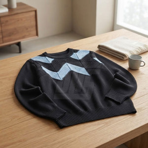เสื้อจั๊มเปอร์ผู้ชายคลาสสิก ผ้าถักนุ่ม สวมใส่สบาย อุ่นสบาย เหมาะสำหรับฤดูหนาว คอเสื้อและชายเสื้อแบบริบ ให้ความกระชับพอดีตัว - Product Image 4