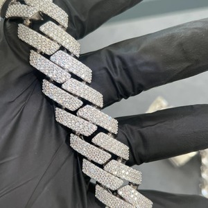 S925 Silver <b>Iced</b> <b>Out</b> Hip Hop Necklace VVS Moissanite Diamond Cuban <b>Chain</b> for IGI Certified Brilliant Cut <b>Chain</b> for Unisex - Product Image 2