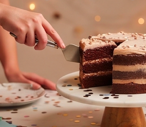Stainless Steel <b>Cake</b> <b>Server</b> With Irregular Shape And Dishwasher Safe Premium <b>Server</b> For <b>Cake</b> Decorations Wedding Serving - Product Image 5