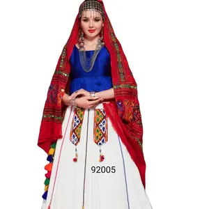 美丽的印度女性手工制作Lehenga Choli，传统女孩设计师ghagha Choli为女性Navratri连衣裙2023 DGB