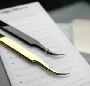 Pinzas para Pestañas y Cejas Vired Impex VI-078 de Acero Inoxidable, Duraderas, con Punta Puntiaguda de Precisión, Suaves, 10 mm de Longitud, Logotipo Personalizado - Product Image 3