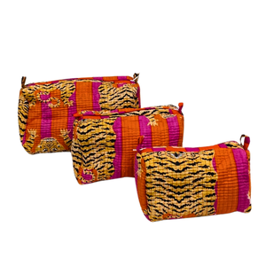 Juego de 3 bolsas de cosméticos/neceser con estampado de rayas de tigre en negrita-naranja y fucsia - Product Image 4