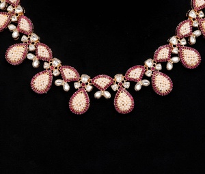 Traditional Pearl Ruby Necklace Set 22K Gold Plated Brass Handmade Indian Bridal Jewelry Wholesale Factory - Product Image 3