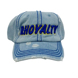 RHOYALTY SGRho หมวกยีนส์สีอ่อน หมวกเบสบอลปักลาย ปรับขนาดได้ สำหรับทุกเพศ หมวกสโมสรนักศึกษากรีก สวมใส่สบายๆ สไตล์สตรีทแวร์ แบบสั่งทำพิเศษ - Product Image 1