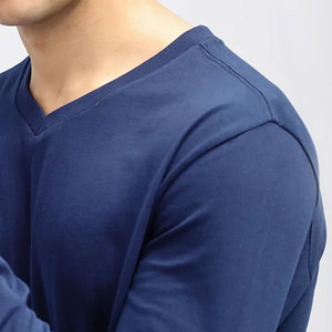 เสื้อยืดแขนยาวคอกลมทรงสปอร์ตสำหรับผู้ชาย ผ้าฝ้าย 100% เป็นมิตรกับสิ่งแวดล้อม แห้งเร็ว น้ำหนักเบา ระบายอากาศได้ดี ทนทาน พิมพ์ลายได้ตามต้องการ - Product Image 5