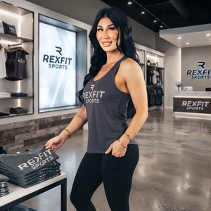 เสื้อกล้ามออกกำลังกายผู้หญิง REXFITSPORTS 2026 รุ่นใหม่ โลโก้สั่งทำพิเศษ เสื้อฟิตเนสแขนกุด ระบายอากาศได้ดี เหมาะสำหรับออกกำลังกาย วิ่ง โยคะ - Product Image 3
