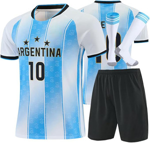 Uniforme de fútbol transpirable de poliéster con calcetines - Product Image 1