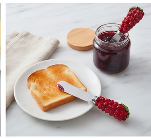 Juego de 4 cuchillos para queso con mangos de resina de bayas rojas, espátula de acero inoxidable para uso en la cocina - Product Image 6