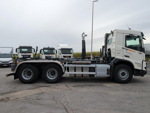 2025 Used Vol Vo FMX500 XL CAB 6x4 Heavy Truck Tractor Automatic Transmission Fast Gearbox Diesel Engine Euro 6 Dump Truck Left - Product Image 5